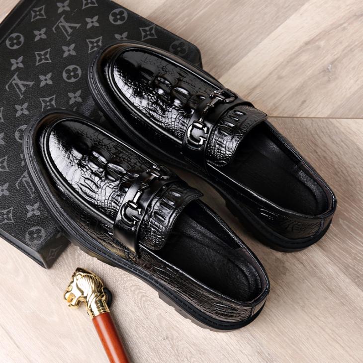 Adrian Snaffle Pebble Grain Leather Kiltie Loafers  | Womens/ Mens  Loafers Loafers BLACK